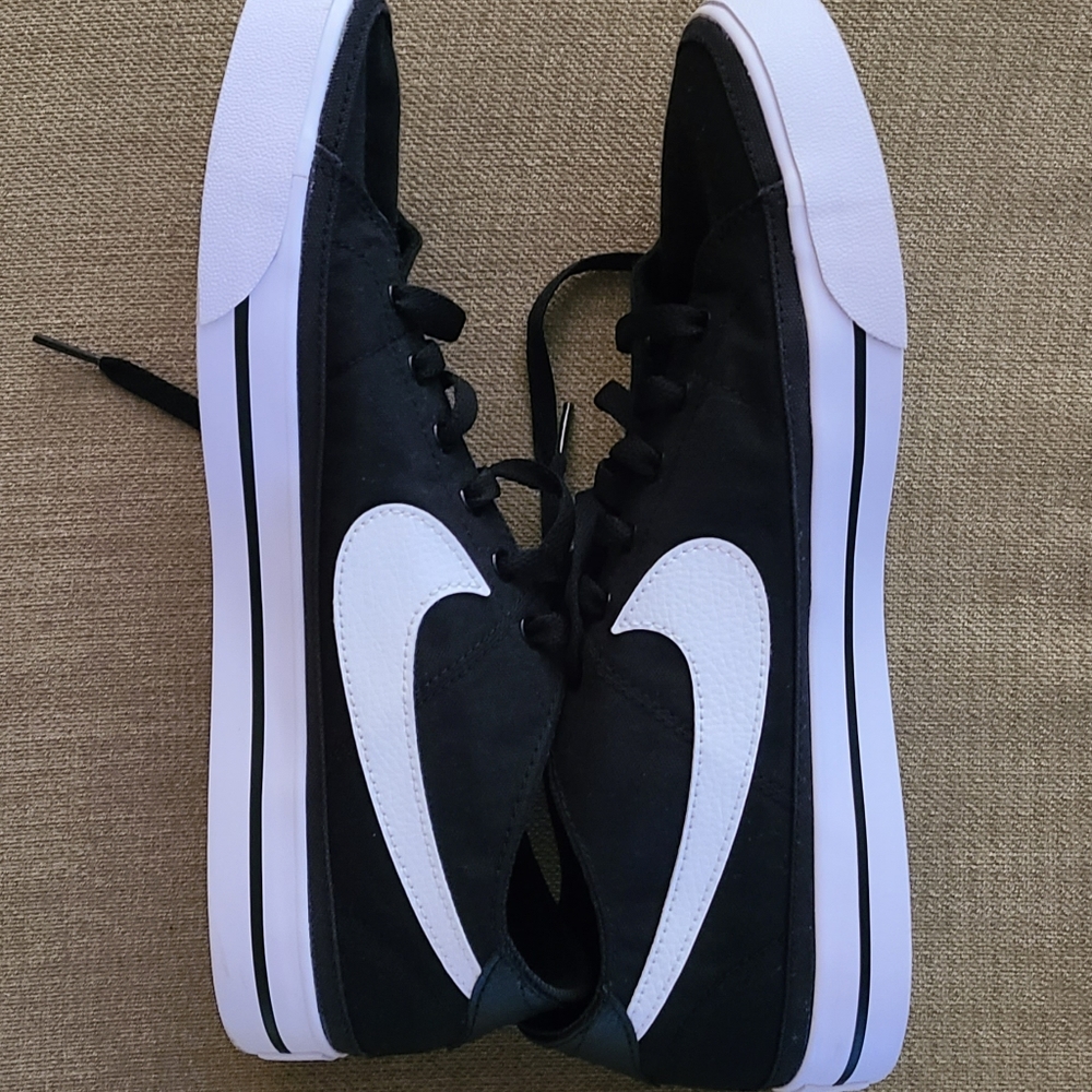 Nike Canvas Shoes